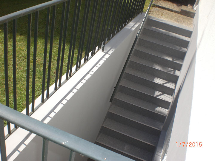 Defekte Kellertreppe - Adolphs Bautenschutz