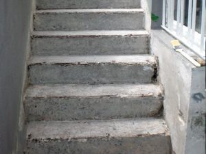 Alte Kellertreppe