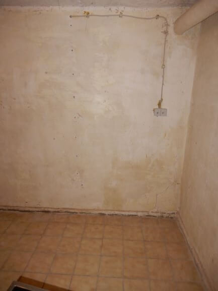 Sanierung Kellerwohnung, Abdichtung nasser Kellerwände
